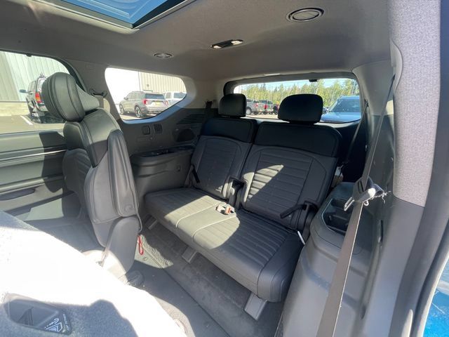 Used 2024 Kia EV9 Land AWD/4WD image 12