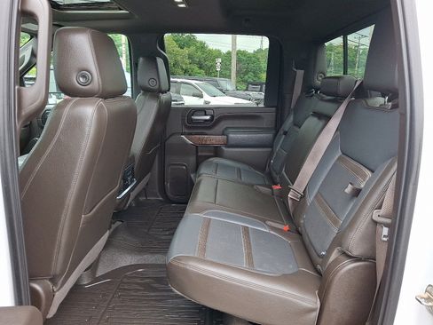 Used 2020 GMC Sierra 2500 Denali w/ Denali Ultimate Package AWD/4WD image 10