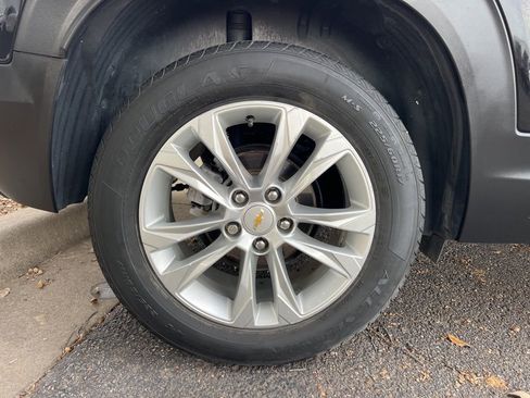 Used 2021 Chevrolet TrailBlazer LS w/ LPO, Blackout Package image 9