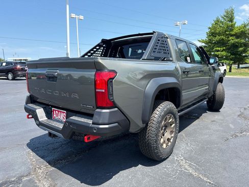 Used 2026 Toyota Tacoma 4x4 Double Cab Hybrid image 9