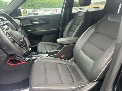 Used 2022 Chevrolet TrailBlazer RS FWD image 13