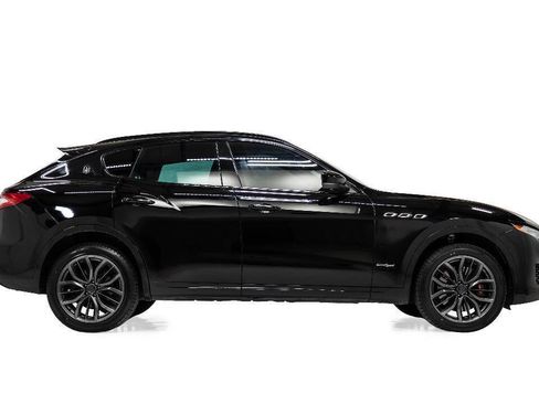Used 2018 Maserati Levante S GranSport AWD/4WD image 5