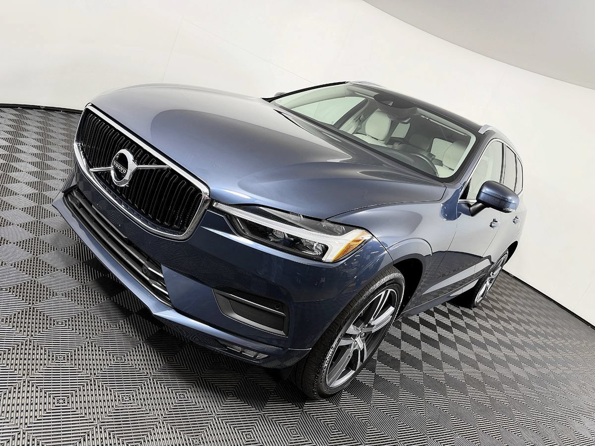 Used 2021 Volvo XC60 T5 Momentum w/ Premium Package AWD/4WD image 19