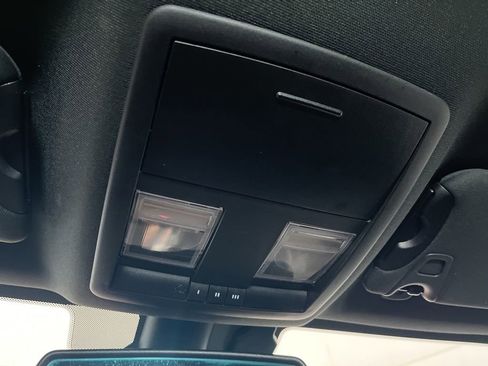 Used 2021 Dodge Challenger SXT w/ Driver Convenience Group RWD image 60