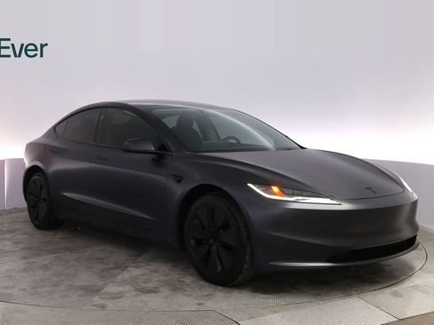 Used 2025 Tesla Model 3 Long Range RWD image 13