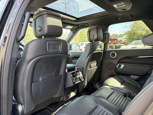 Used 2021 Land Rover Discovery HSE R-Dynamic image 17