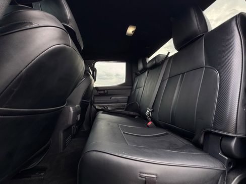 Used 2025 Toyota Tacoma SR5 image 18