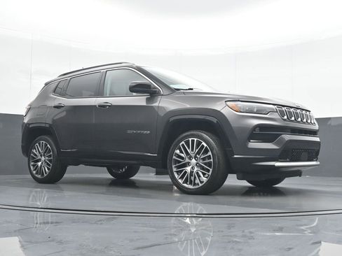 Used 2022 Jeep Compass Limited w/ Elite Group image 22