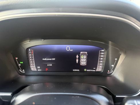 Used 2025 Honda Pilot Black Edition image 40