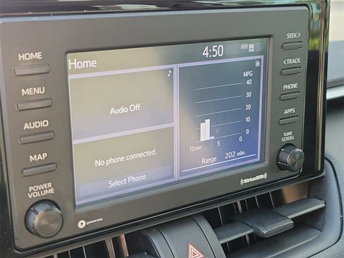 Used 2021 Toyota RAV4 LE image 24