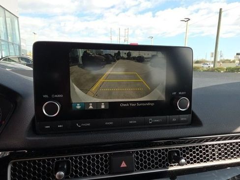 Used 2023 Honda Civic Sport image 19