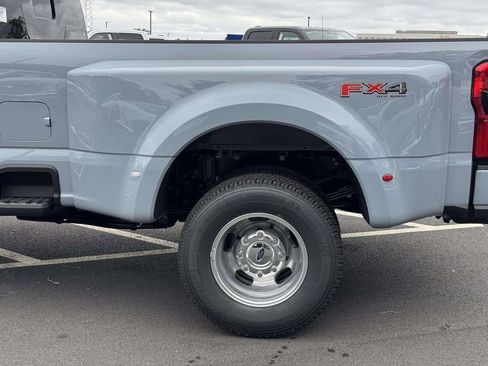 New 2026 Ford F350 Platinum AWD/4WD image 7