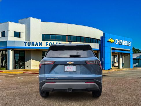 Used 2026 Chevrolet Equinox LT AWD/4WD image 4