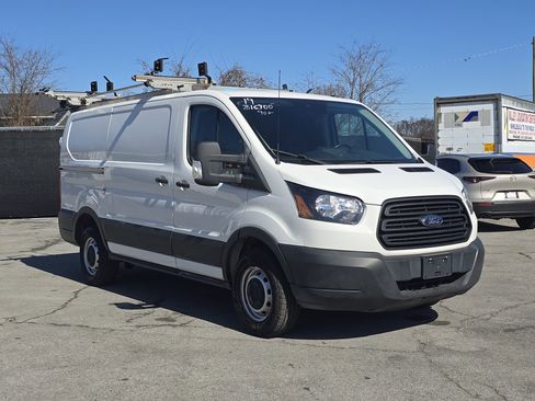 Used 2019 Ford Transit 250 130 Low Roof image 6