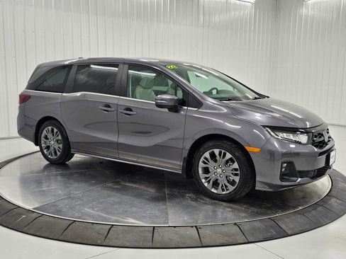 New 2026 Honda Odyssey Touring image 38