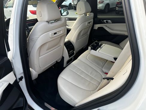 Used 2019 BMW X5 xDrive40i w/ Premium Package 2 image 17