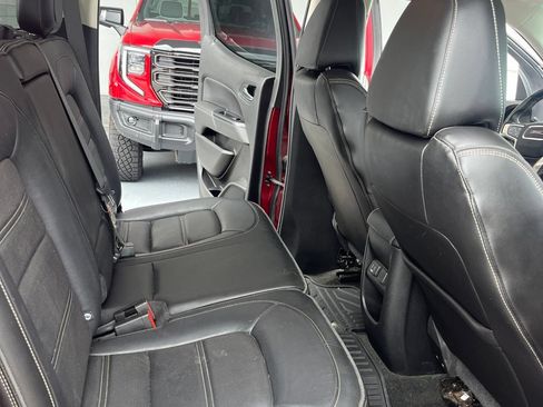 Used 2019 GMC Canyon Denali RWD image 18