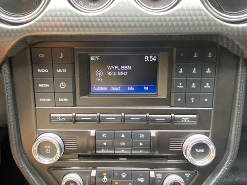 Used 2017 Ford Mustang GT w/ GT Performance Package RWD image 28