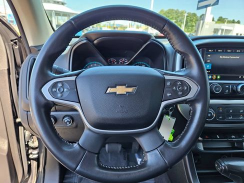 Used 2019 Chevrolet Colorado LT AWD/4WD image 21