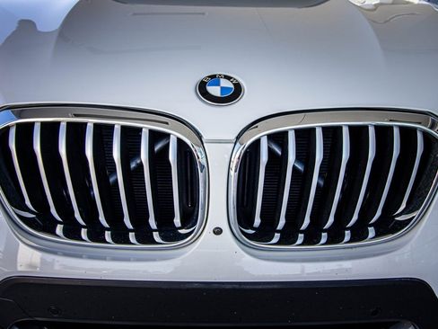 Used 2021 BMW X3 sDrive30i w/ Premium Package image 8