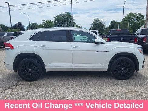 Used 2021 Volkswagen Atlas Cross Sport SEL Premium R-Line AWD/4WD image 21