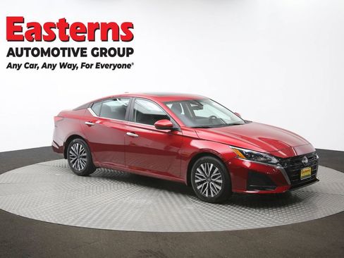 Used 2023 Nissan Altima 2.5 SV w/ SV Premium Package image 49