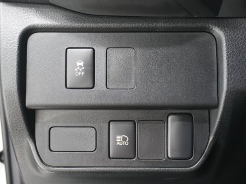 Used 2022 Toyota Tacoma SR w/ SX Package RWD image 18