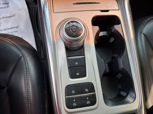 Used 2023 Ford Explorer XLT w/ Equipment Group 202A image 17