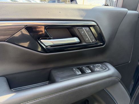 Certified 2025 Chevrolet Suburban Premier AWD/4WD image 20