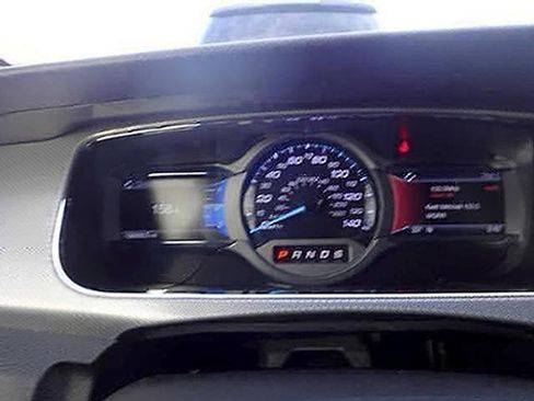 Used 2019 Ford Taurus SHO image 15