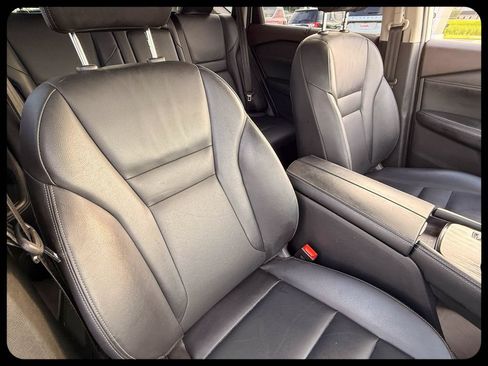 Used 2023 Nissan Rogue SL w/ SL Premium Package FWD image 13