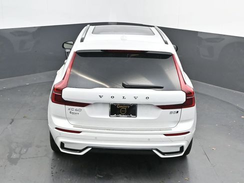 New 2026 Volvo XC60 B5 Plus w/ Protection Package Premier AWD/4WD image 25