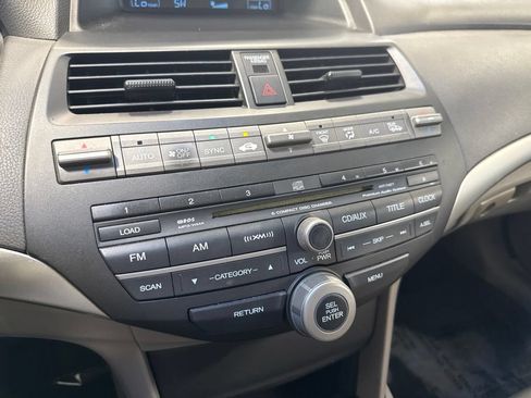 Used 2010 Honda Accord EX-L image 17
