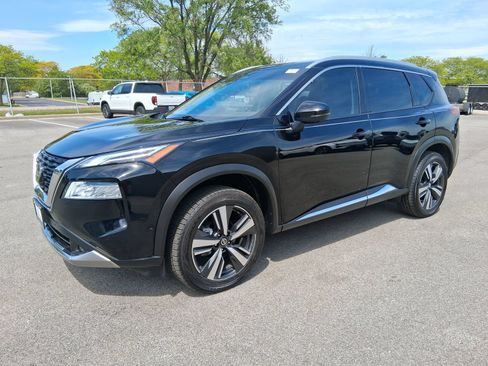 Used 2021 Nissan Rogue Platinum AWD/4WD image 1