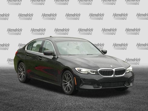 Used 2019 BMW 330i Sedan w/ Convenience Package RWD image 2