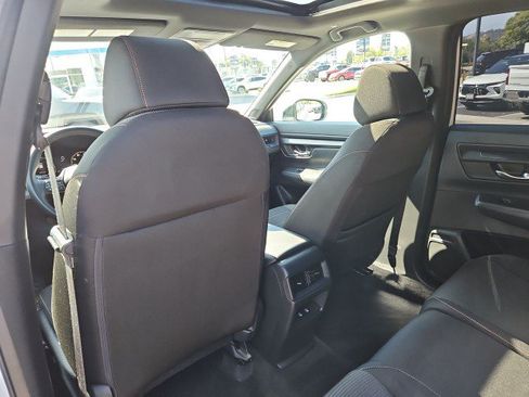 Used 2025 Honda CR-V Sport image 21