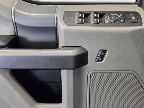 Used 2022 Ford F250 XLT w/ XLT Premium Package image 22