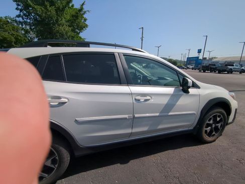 Used 2018 Subaru Crosstrek 2.0i Premium AWD/4WD image 7