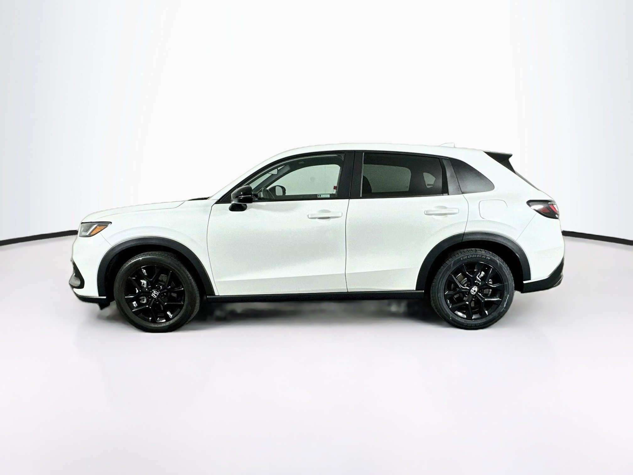 Used 2024 Honda HR-V Sport image 4