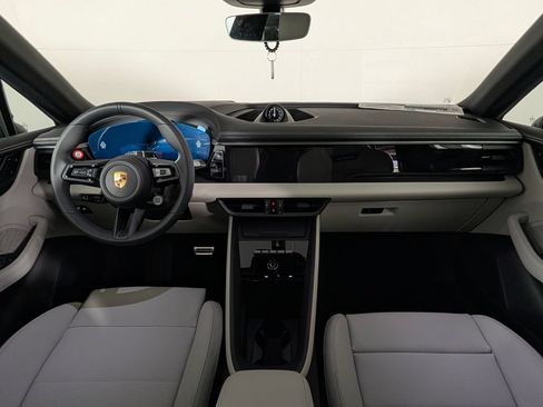 New 2026 Porsche Macan 4S Electric AWD/4WD image 20