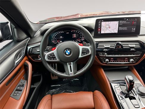 Used 2023 BMW M5 w/ Competition Package image 12