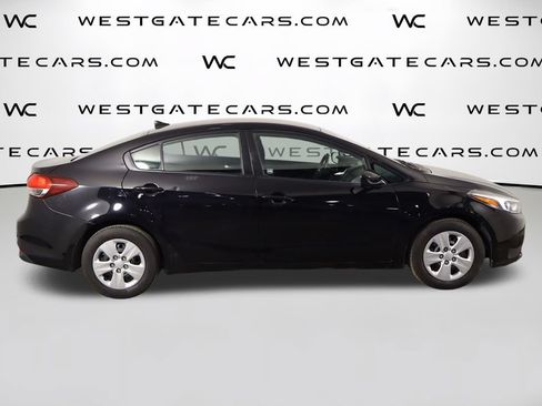 Used 2018 Kia Forte LX FWD image 39