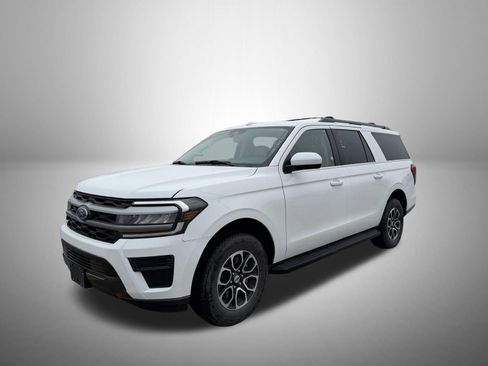 Used 2024 Ford Expedition Max XLT image 1