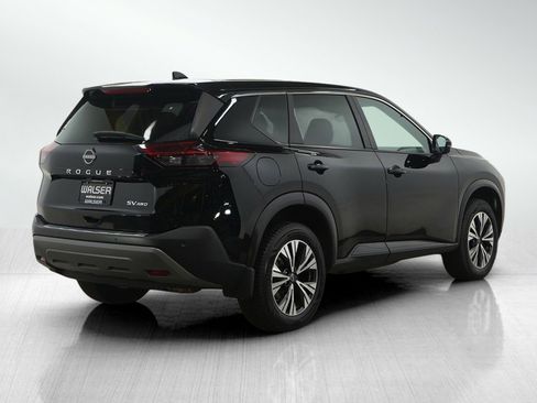 Used 2022 Nissan Rogue SV AWD/4WD image 6