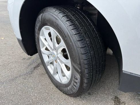 Used 2018 Chevrolet Equinox LT AWD/4WD image 10