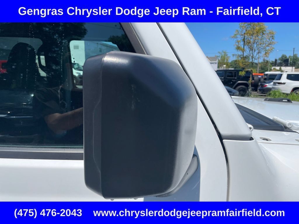 Certified 2024 Jeep Wrangler Unlimited w/ Convenience Group AWD/4WD image 18