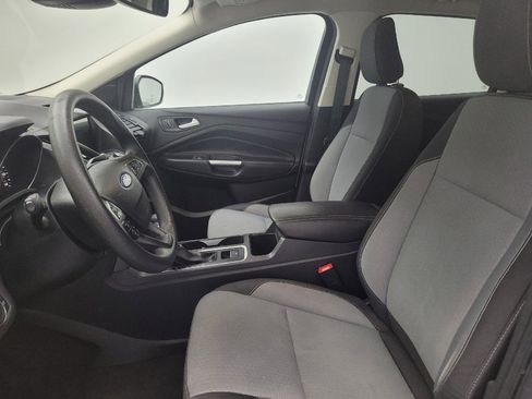 Used 2018 Ford Escape SE w/ Ford Safe & Smart Package FWD image 17