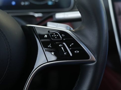 Used 2022 Mercedes-Benz S 580 4MATIC Sedan w/ AMG Line Package image 50