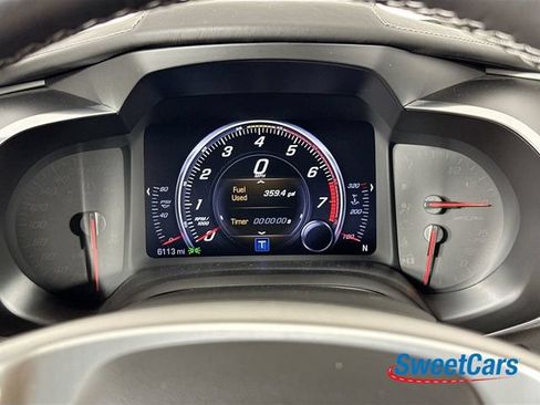 Used 2015 Chevrolet Corvette Z06 w/ 3LZ Preferred Equipment Group RWD image 19