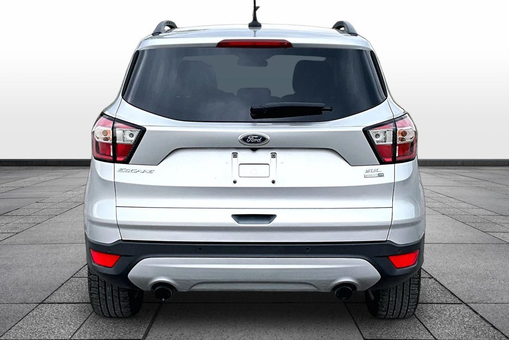 Used 2018 Ford Escape SEL AWD/4WD image 4